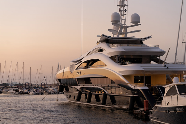 What Are the Benefits of Buying a Yacht?