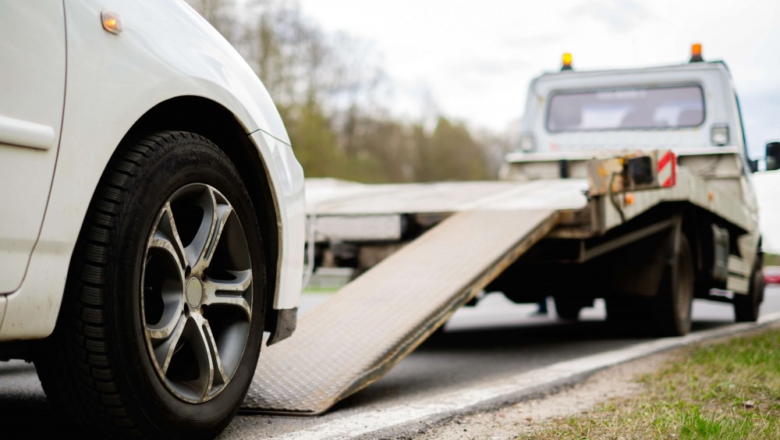 How To Pick The Right Towing Service For Your Vehicle