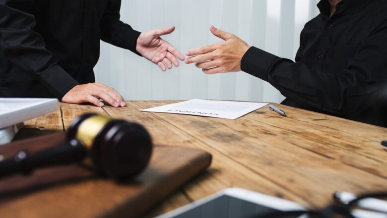 Factors To Consider When Hiring A Criminal Lawyer