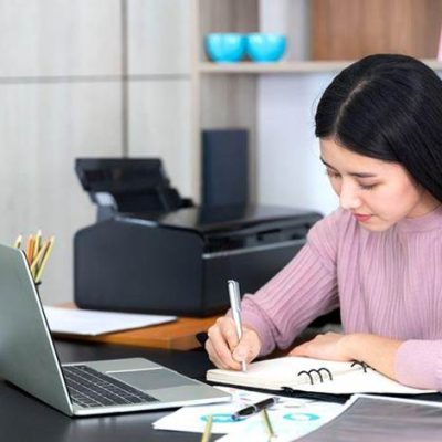 7 Mindset Shifts Adults Experience When Studying Business